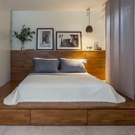 Unique Semi-Basement Stay At The Foot Of The Acropolis Ateny Zewnętrze zdjęcie