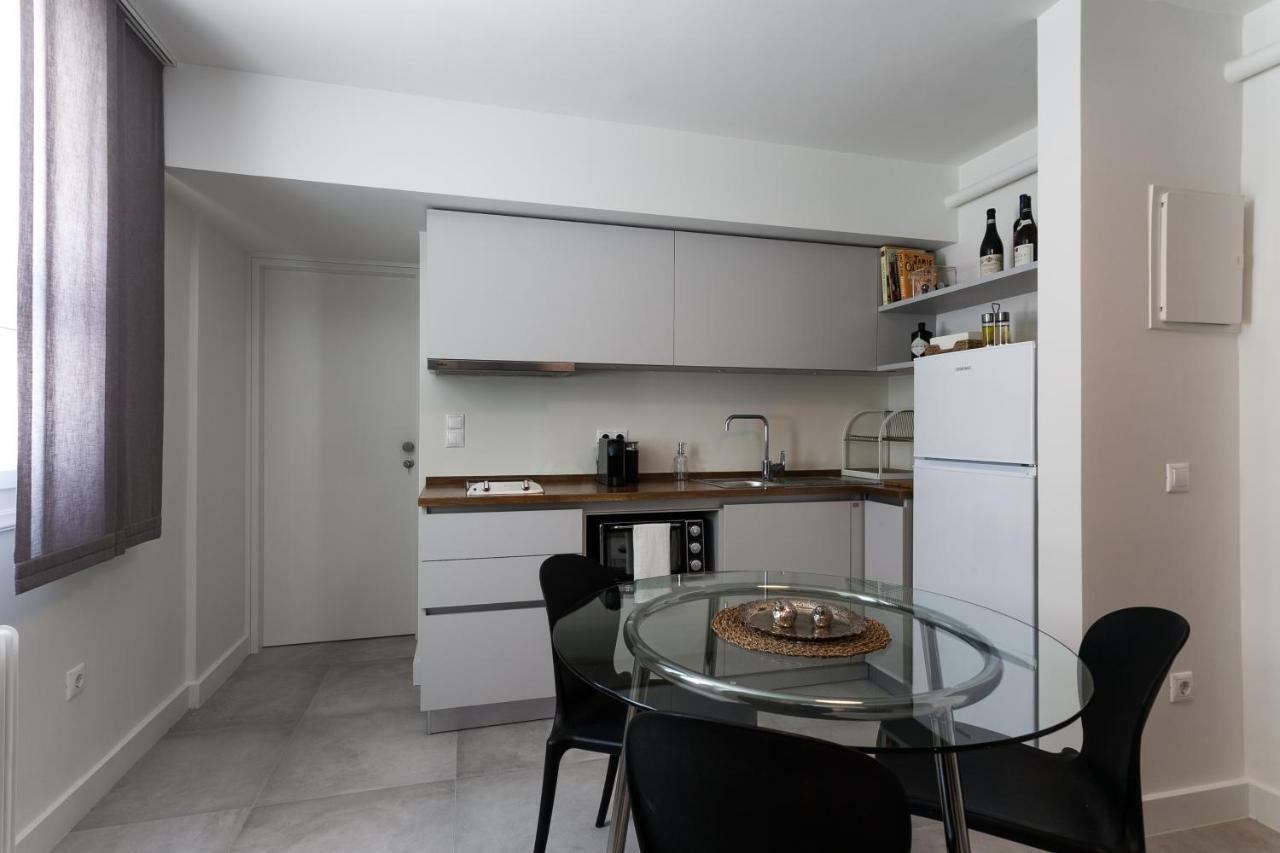 Unique Semi-Basement Stay At The Foot Of The Acropolis Ateny Zewnętrze zdjęcie