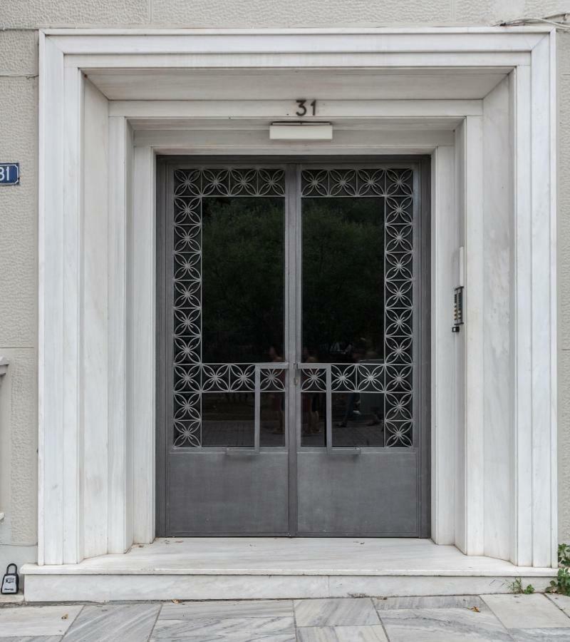 Unique Semi-Basement Stay At The Foot Of The Acropolis Ateny Zewnętrze zdjęcie
